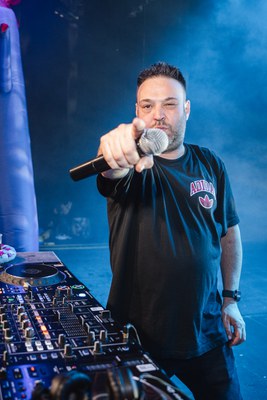 Una sessió del Dj Moncho durant un Carnaval d'Encamp..