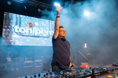 <bound method DexterityContent.Title of <Event at /fs-comu_encamp/comu_encamp/actualitat/agenda/discomobil-amb-tematica-anys-80-i-90-amb-dj-toni-peret>>.