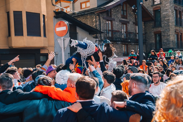 PENJADA CARNESTOLTES 2023-14 @RCalvo per Comú d'Encamp (97).jpg