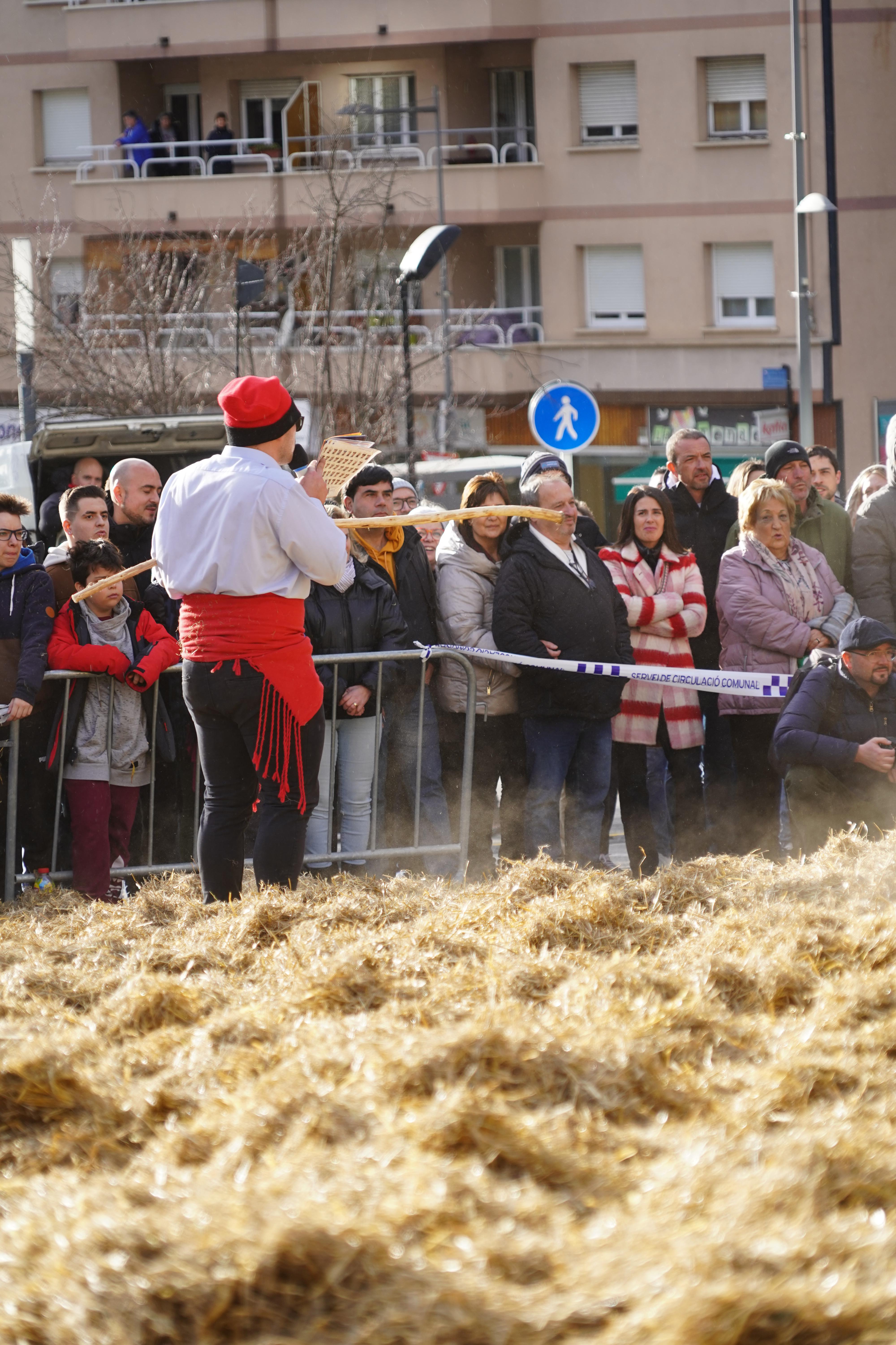 20240212 Ball Ossa @ComuEncamp (23).JPG