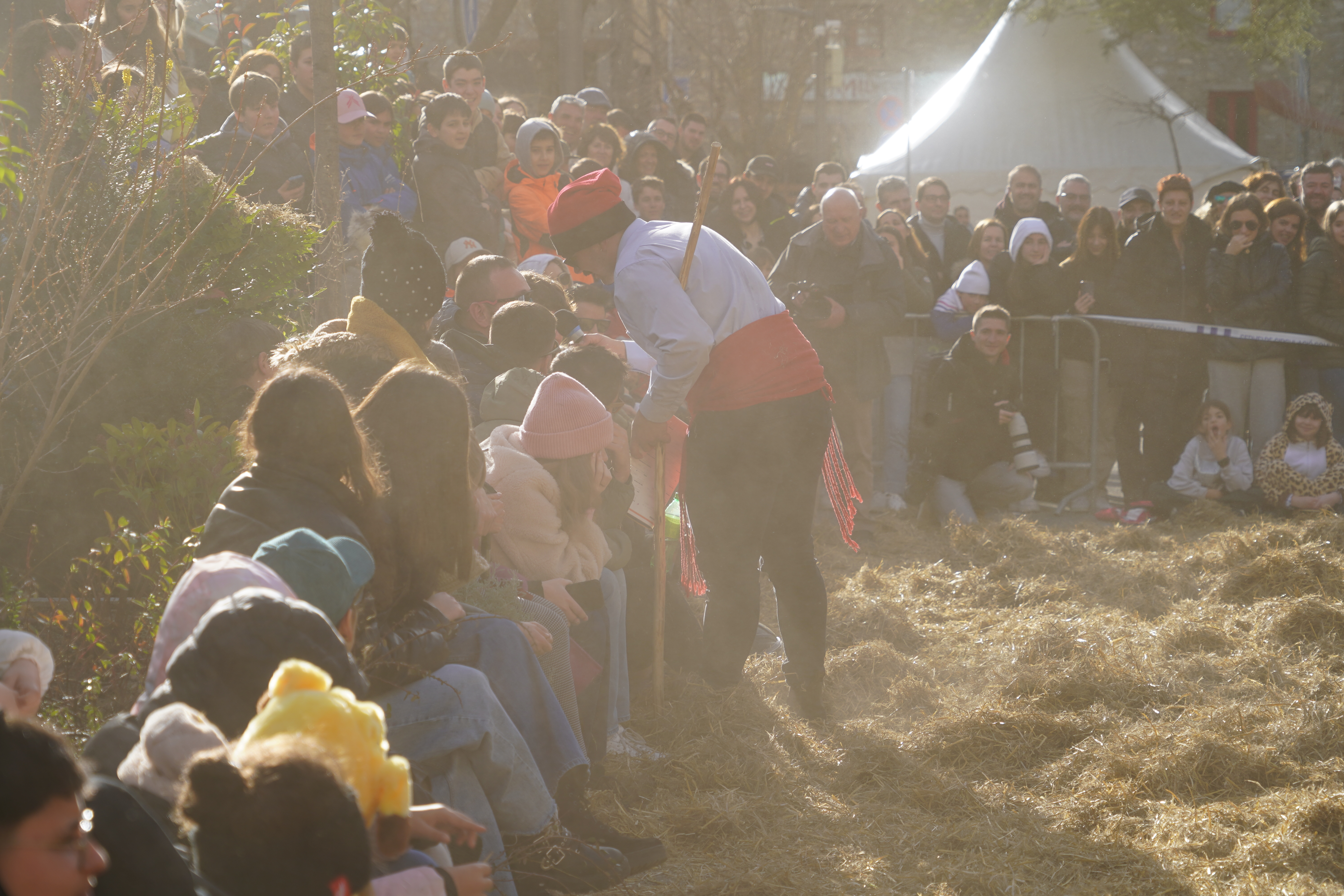 20240212 Ball Ossa @ComuEncamp (27).JPG