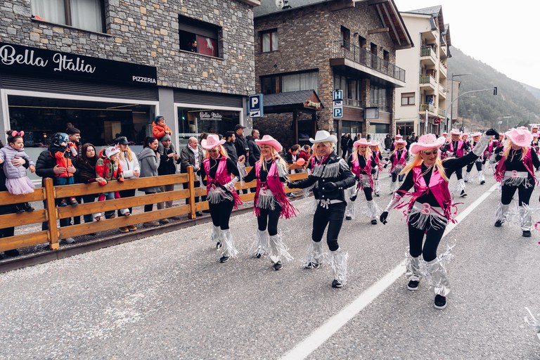 20240210 desfilada carrosses encamp @RCalvoperComuEncamp (40).jpg