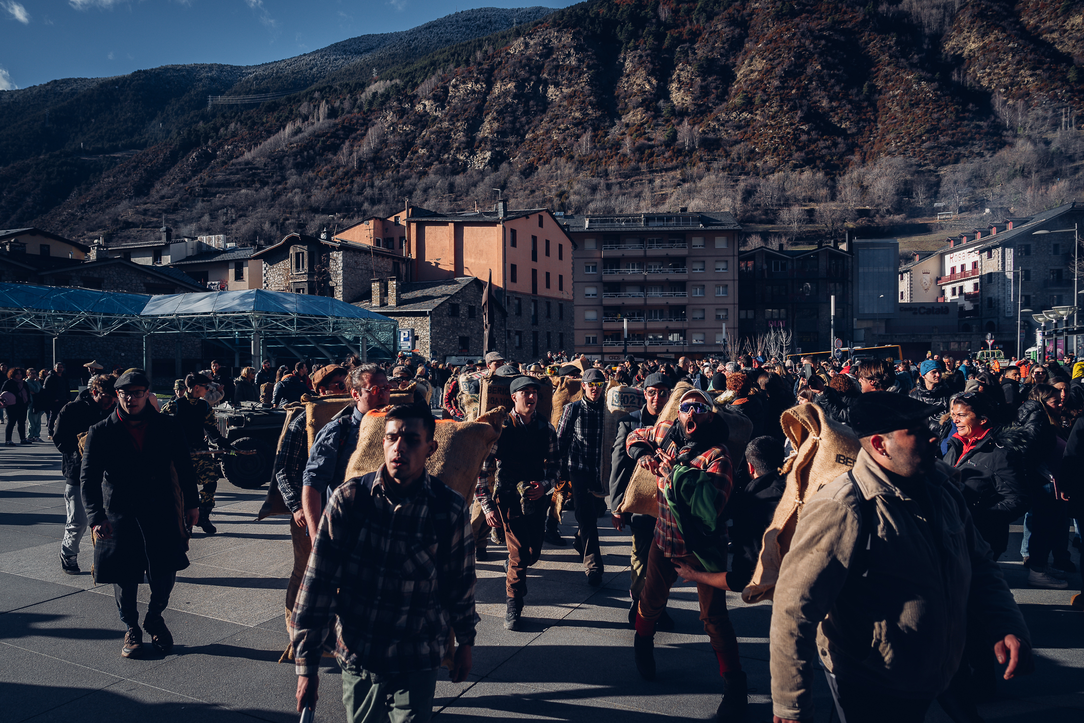 20240211 Judici dels contrabandistes Carnaval Encamp 2024 - RCalvo per Comú d'Encamp (63).jpg