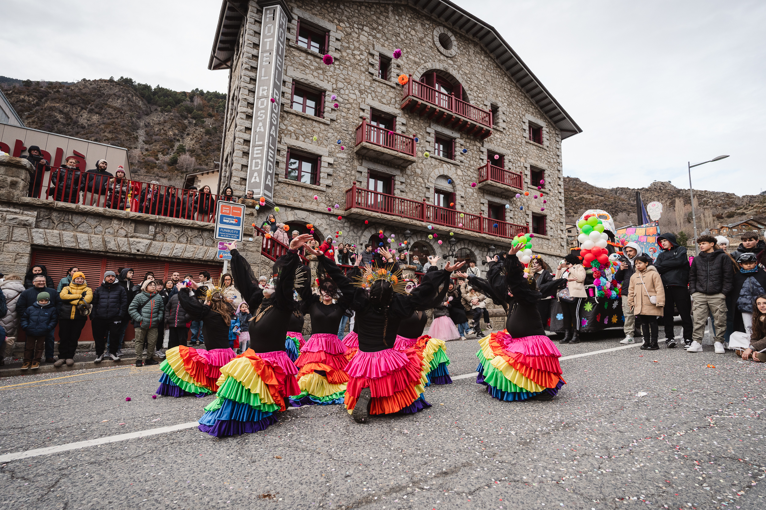 2 - DESFILADA CARROSSES I COMPARSES - CARNAVAL ENCAMP 2025  - 105.jpg