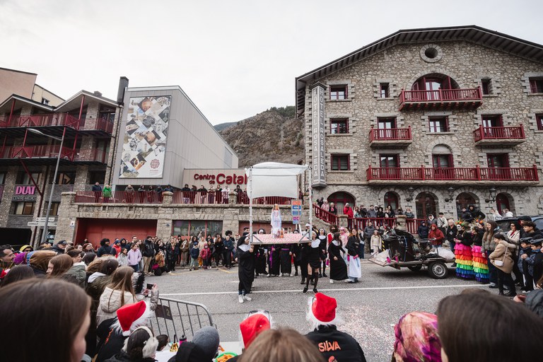 2 - DESFILADA CARROSSES I COMPARSES - CARNAVAL ENCAMP 2025  - 109.jpg