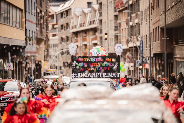 2 - DESFILADA CARROSSES I COMPARSES - CARNAVAL ENCAMP 2025  - 52.jpg