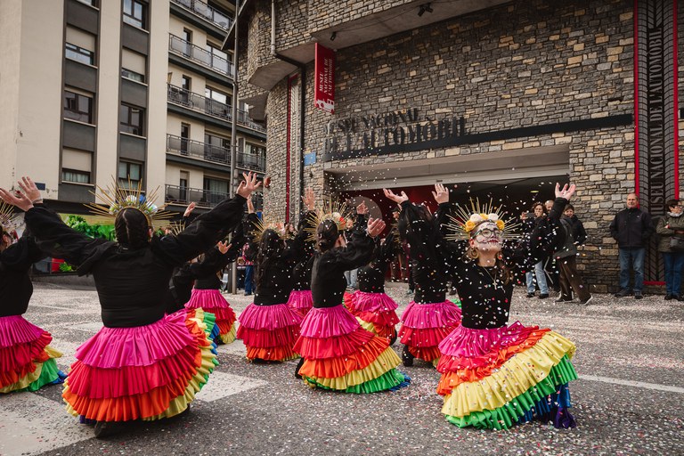 2 - DESFILADA CARROSSES I COMPARSES - CARNAVAL ENCAMP 2025  - 61.jpg