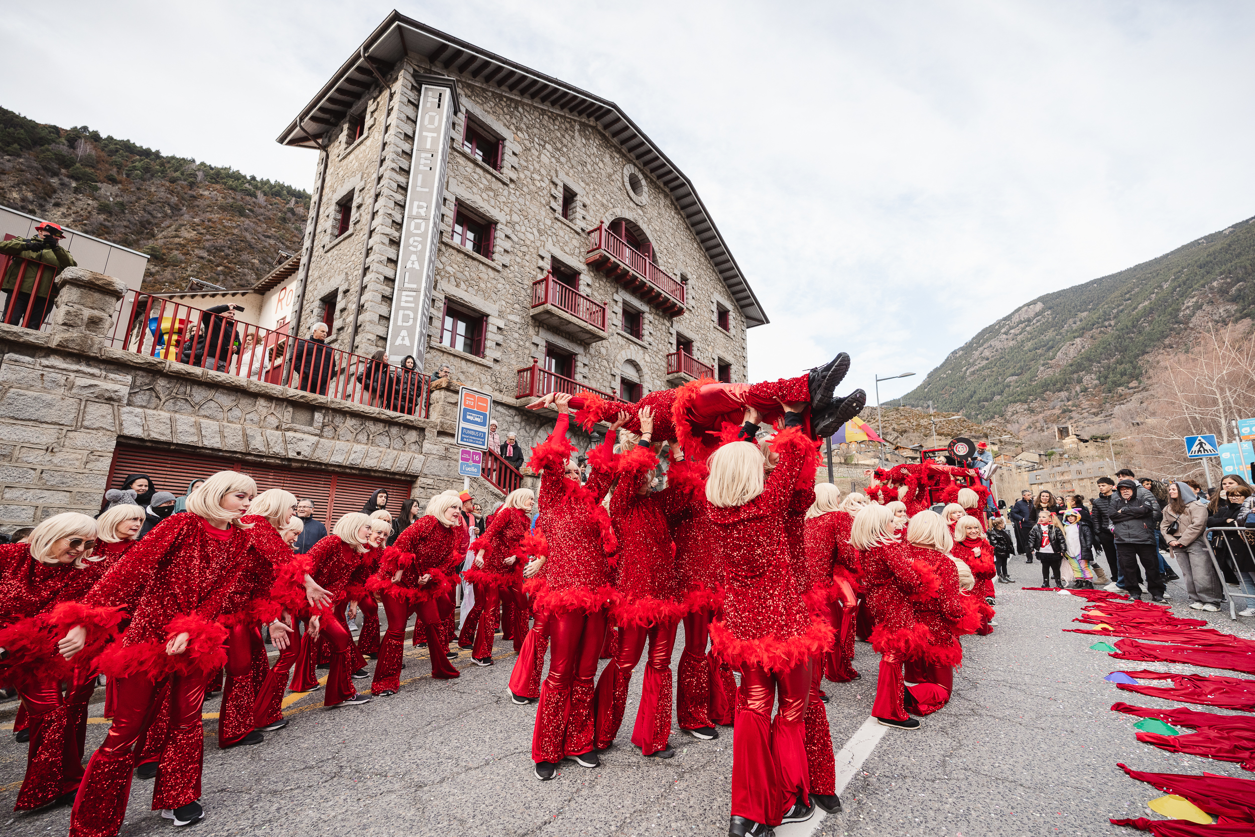 2 - DESFILADA CARROSSES I COMPARSES - CARNAVAL ENCAMP 2025  - 79.jpg