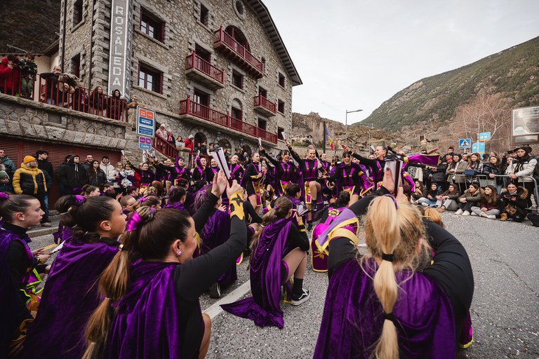 2 - DESFILADA CARROSSES I COMPARSES - CARNAVAL ENCAMP 2025  - 95.jpg