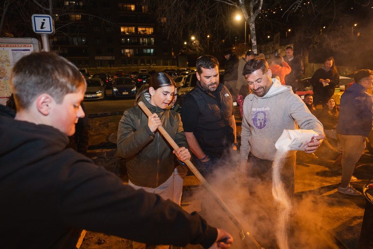 14 - ENTERRAMENT CARNESTOLTES + SARDINADA  - CARNAVAL ENCAMP 2025  - 12.jpg