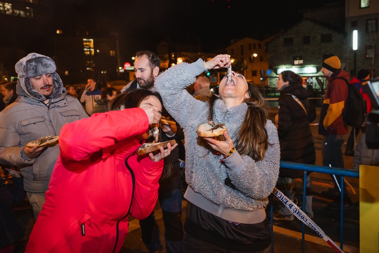 14 - ENTERRAMENT CARNESTOLTES + SARDINADA  - CARNAVAL ENCAMP 2025  - 13.jpg