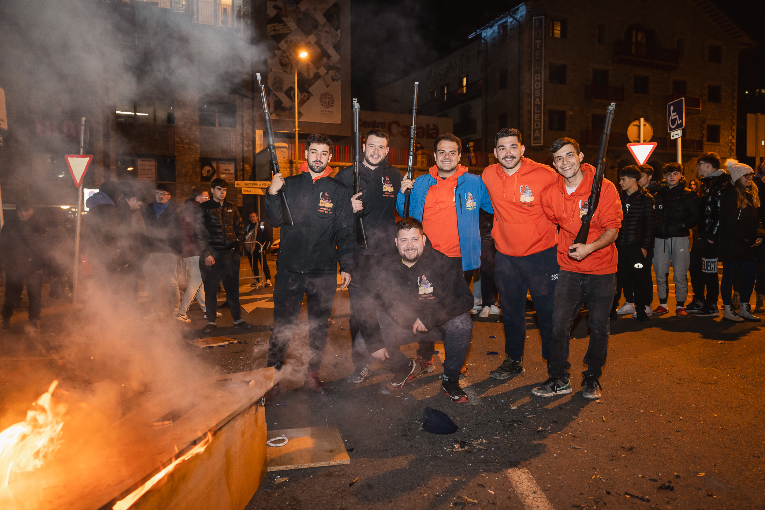 14 - ENTERRAMENT CARNESTOLTES + SARDINADA  - CARNAVAL ENCAMP 2025  - 52.jpg