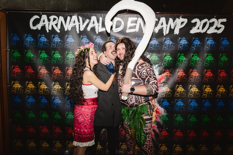 4 - GRUP DE VERSIONS _ELS SEÑORA_ + DJ SHIN - CARNAVAL ENCAMP 2025  - 40.jpg