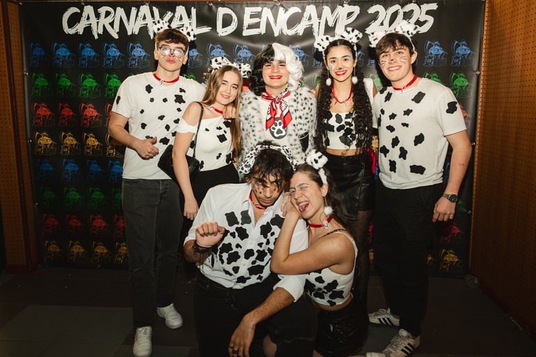 4 - GRUP DE VERSIONS _ELS SEÑORA_ + DJ SHIN - CARNAVAL ENCAMP 2025  - 61.jpg