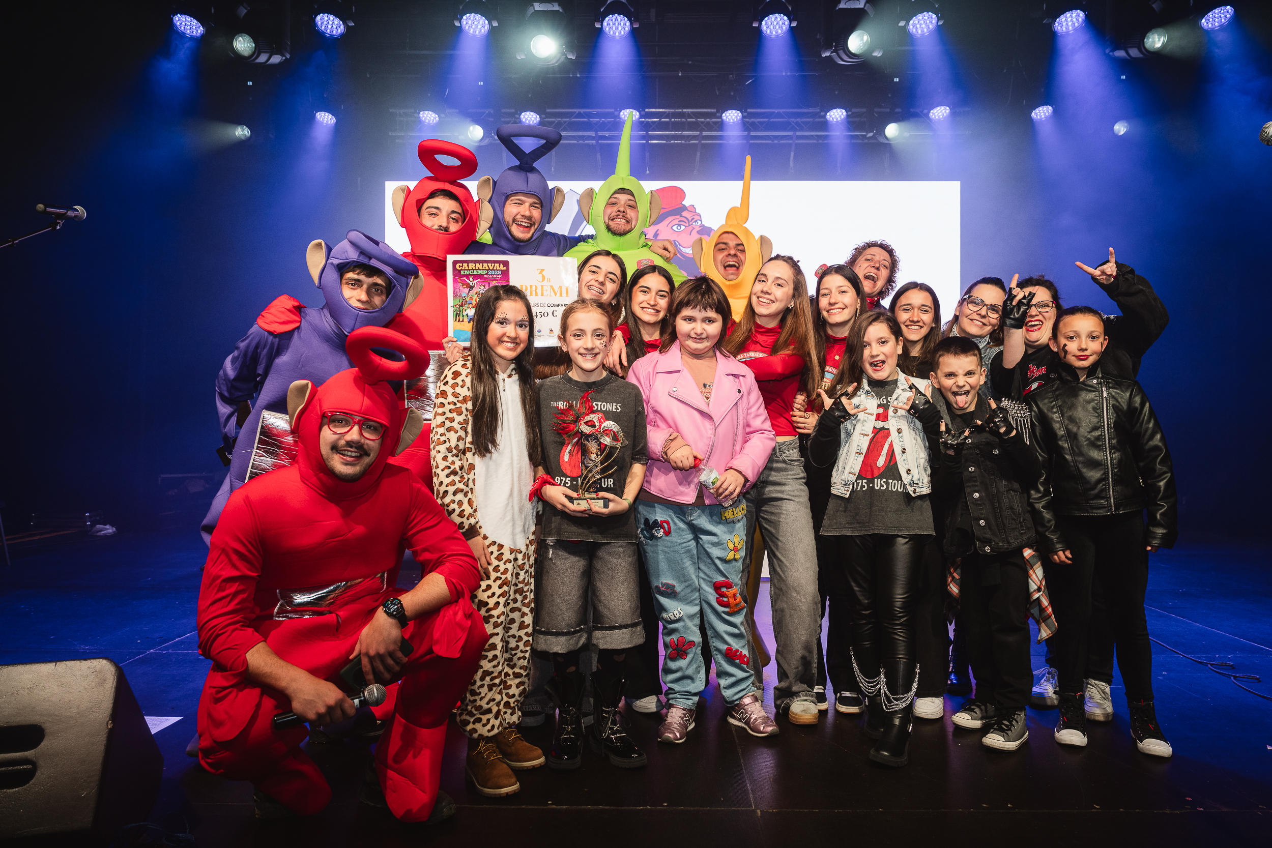 8 - GRUP DE VERSIONS _THE TUTSIES_ + ENTREGA DE PREMIS + BANDIDOS PERVERSIONS - CARNAVAL ENCAMP 2025  - 22.jpg