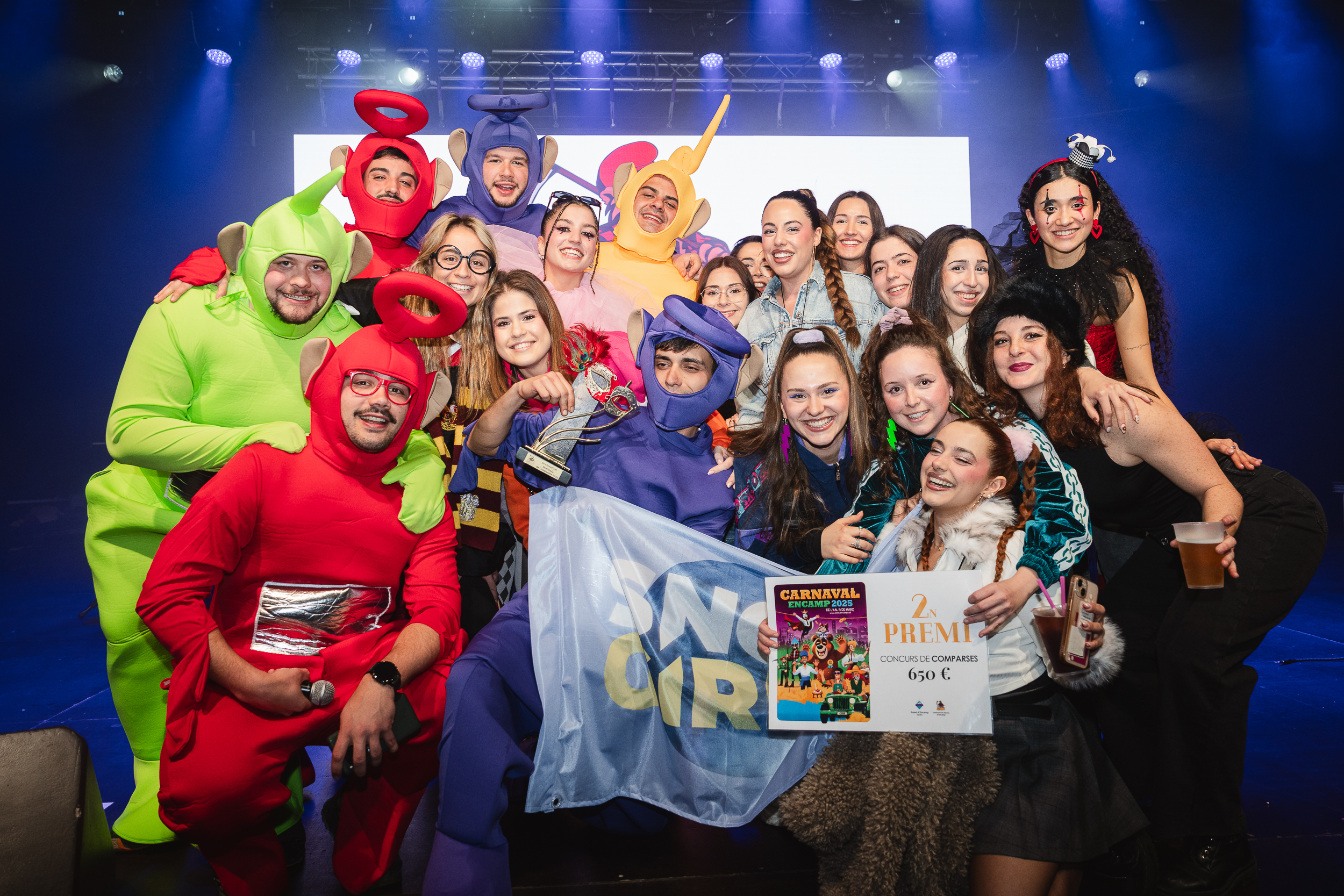 8 - GRUP DE VERSIONS _THE TUTSIES_ + ENTREGA DE PREMIS + BANDIDOS PERVERSIONS - CARNAVAL ENCAMP 2025  - 23.jpg