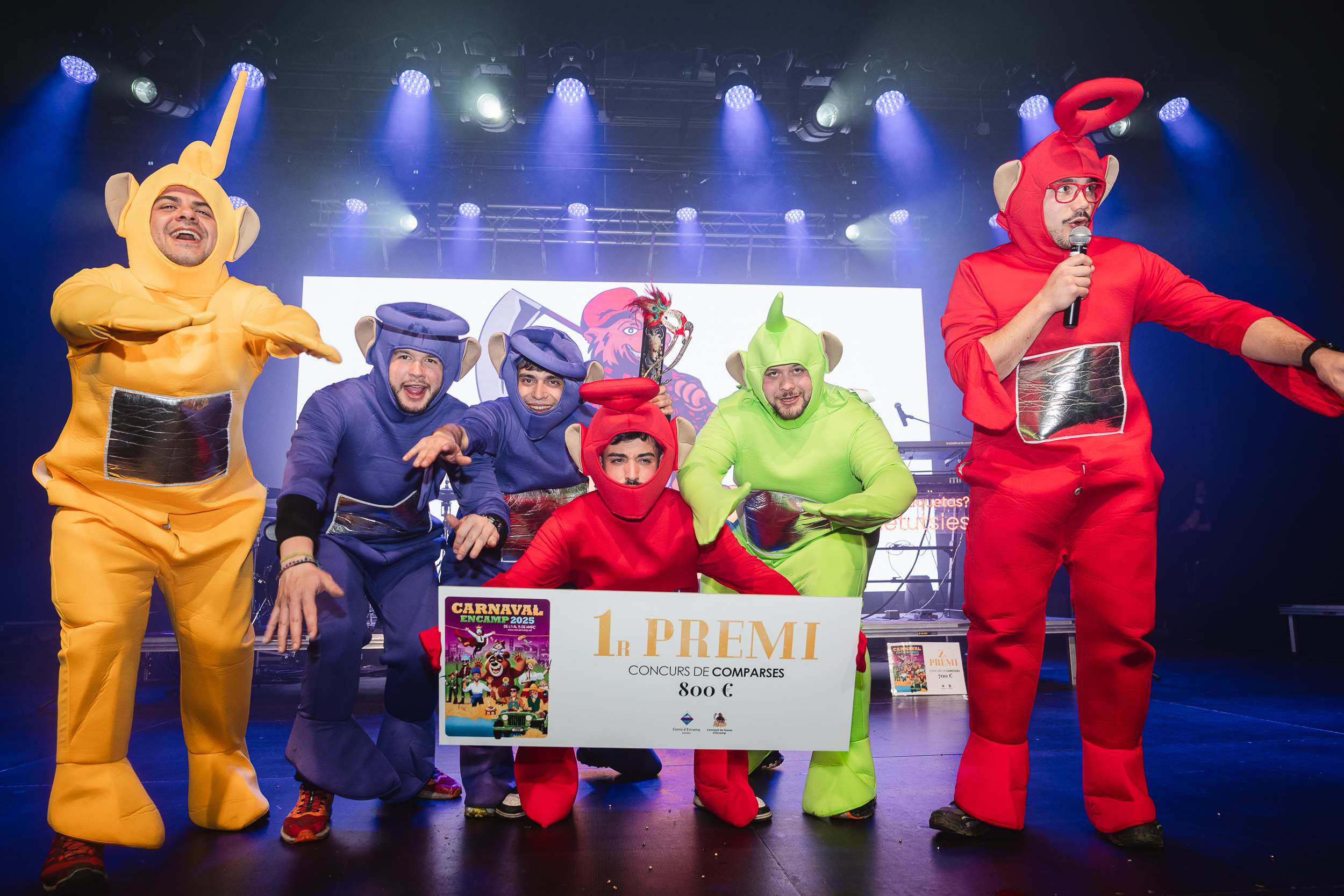 8 - GRUP DE VERSIONS _THE TUTSIES_ + ENTREGA DE PREMIS + BANDIDOS PERVERSIONS - CARNAVAL ENCAMP 2025  - 24.jpg