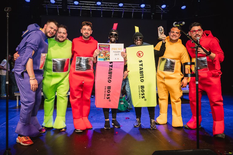 8 - GRUP DE VERSIONS _THE TUTSIES_ + ENTREGA DE PREMIS + BANDIDOS PERVERSIONS - CARNAVAL ENCAMP 2025  - 51.jpg