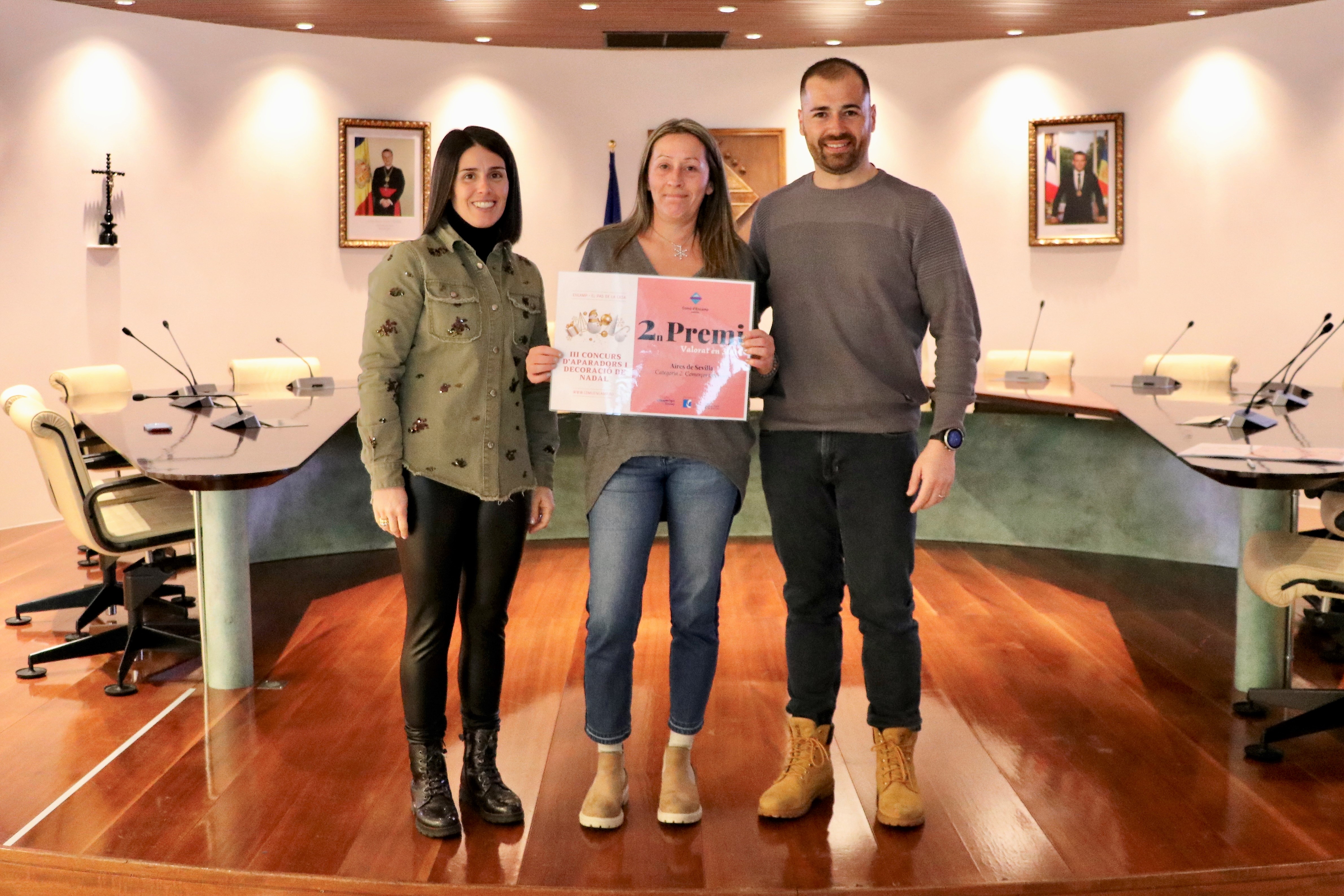 Entrega de premis del III Concurs d'aparadors i decoracions de Nadal d'Encamp i El Pas de la Casa