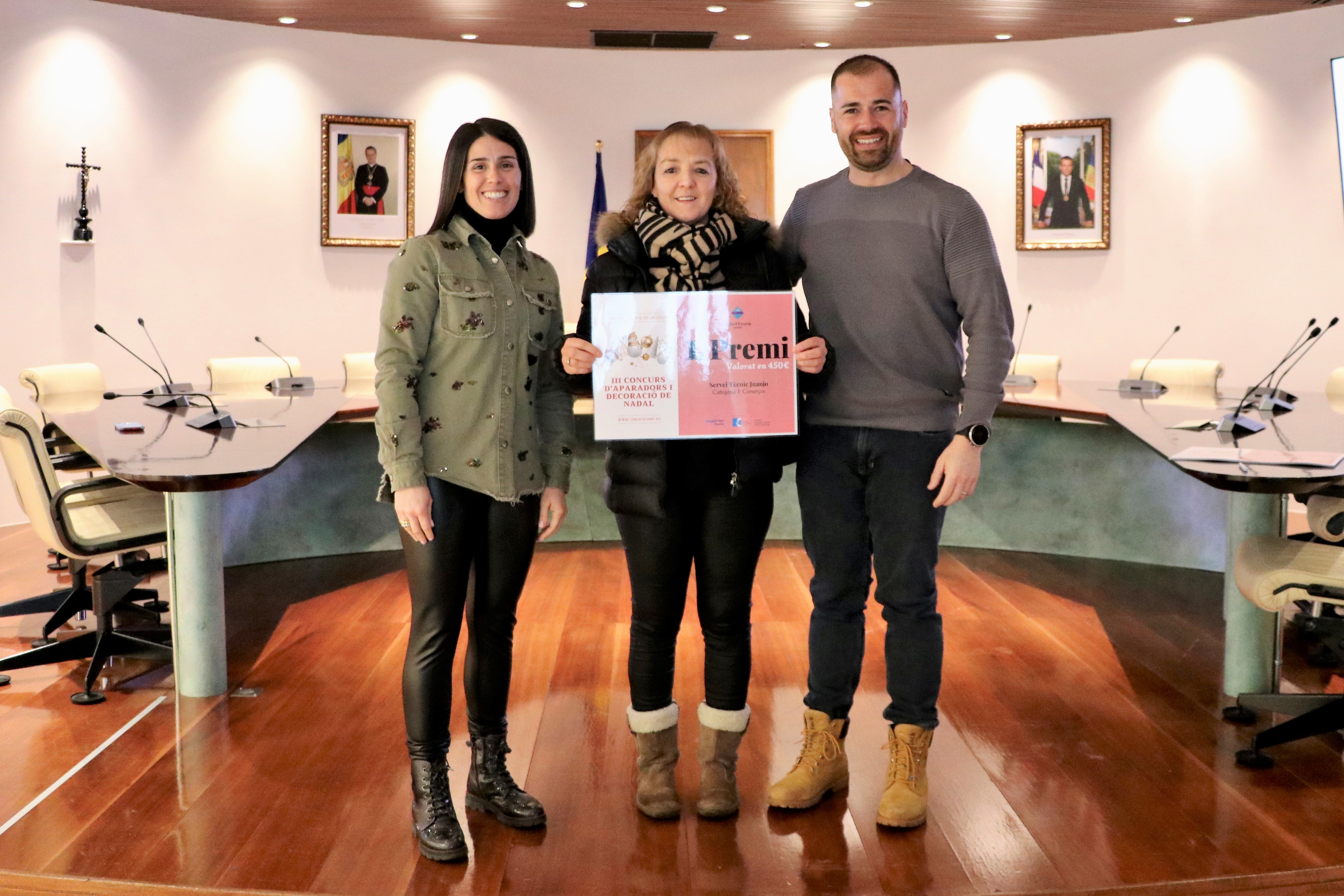 Entrega de premis del III Concurs d'aparadors i decoracions de Nadal d'Encamp i El Pas de la Casa