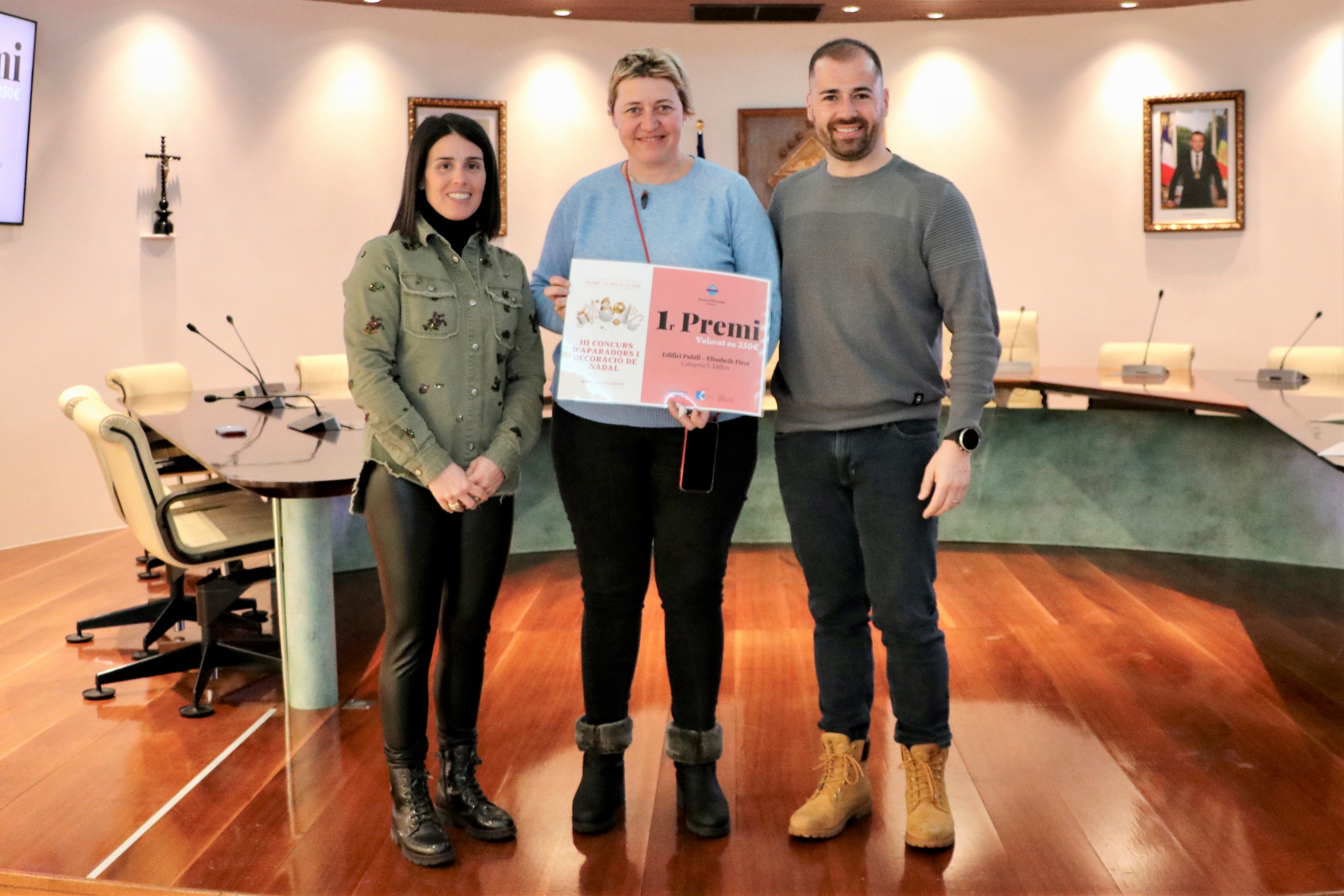 Entrega de premis del III Concurs d'aparadors i decoracions de Nadal d'Encamp i El Pas de la Casa
