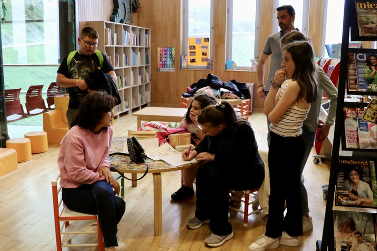 Entrega de premis de l'11è concurs de punts de llibre de la biblioteca del Pas de la Casa
