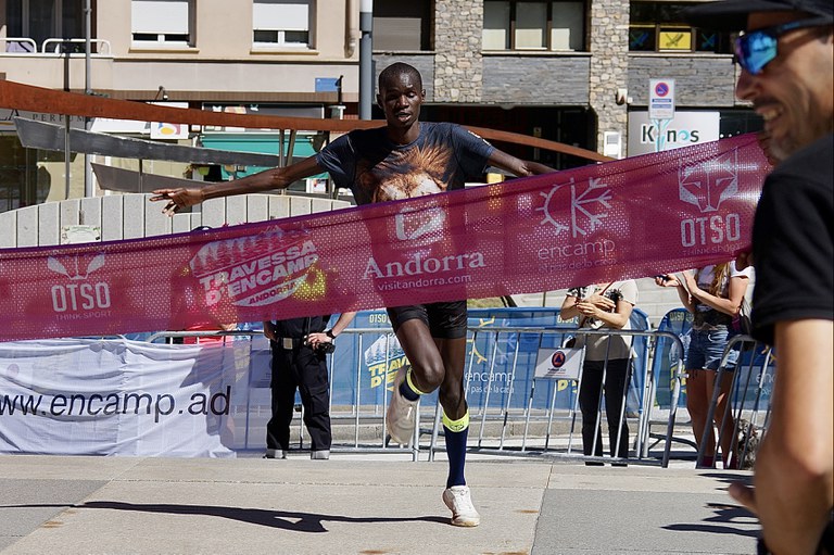 Ayub Kiptum, guanyador de la cursa 12K de la 39a OTSO Travessa d'Encamp