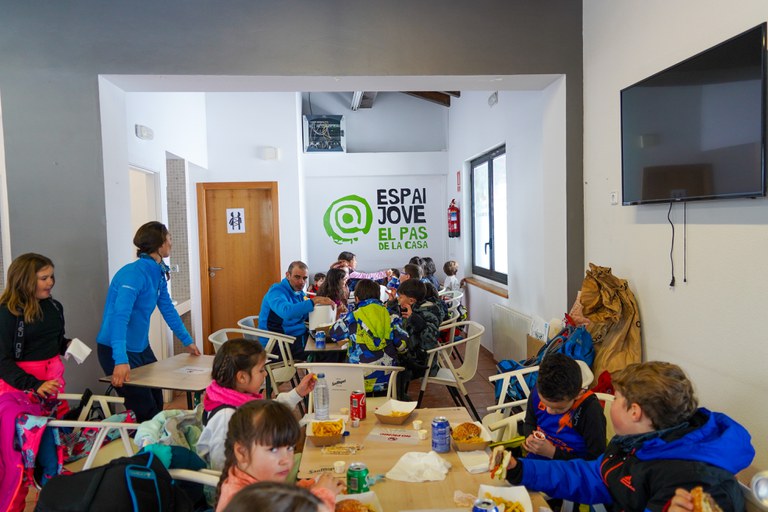 Cloenda escola de neu El Pas de la Casa