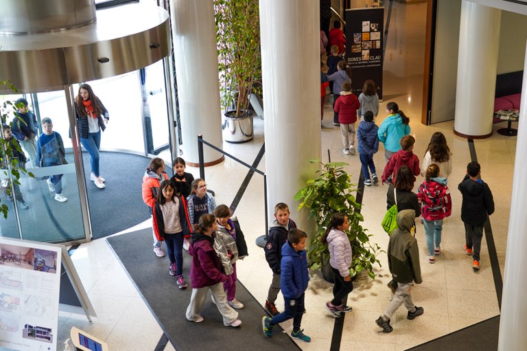 Visita de l'escola francesa al Comú d'Encamp.