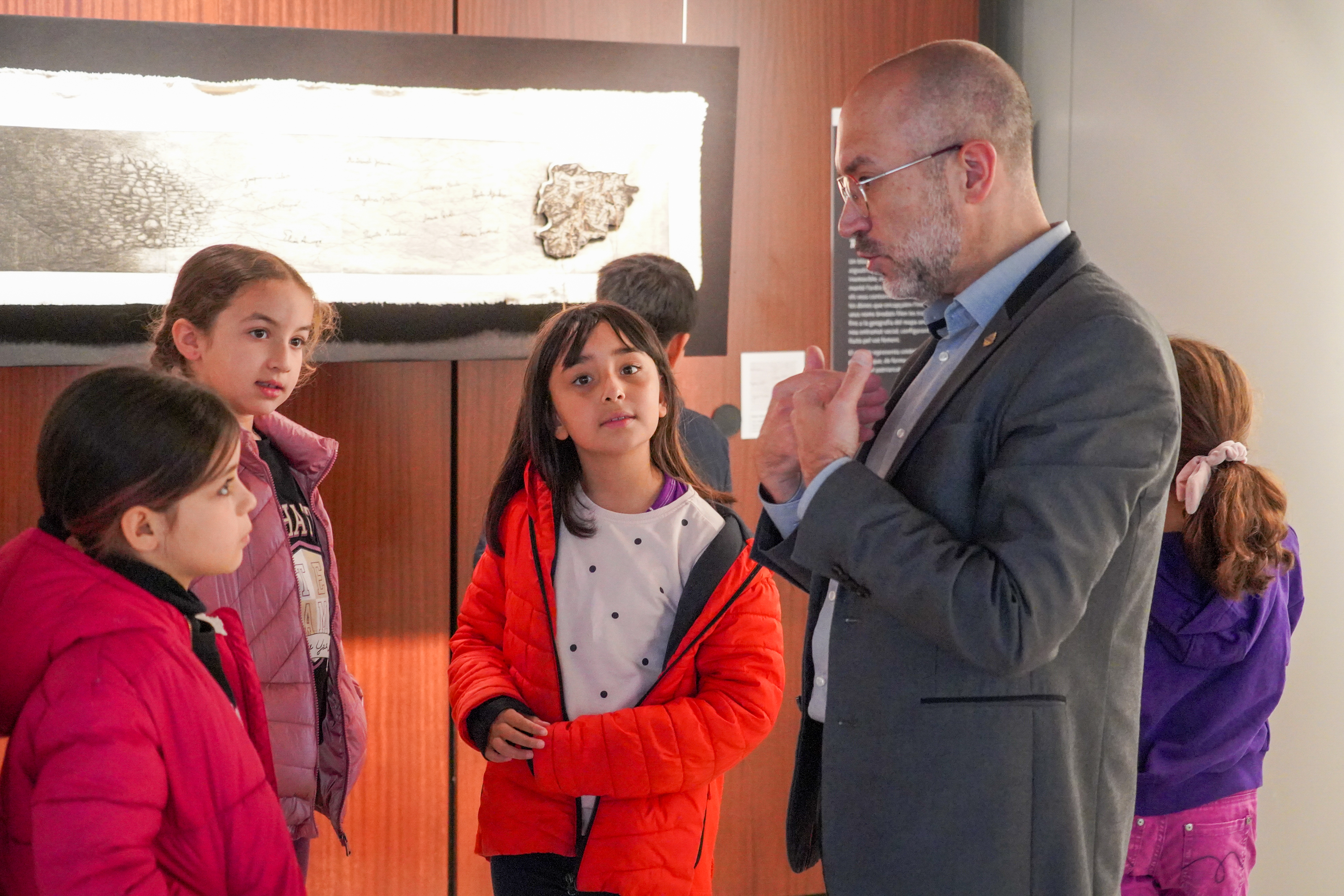 Visita de l'escola francesa al Comú d'Encamp.