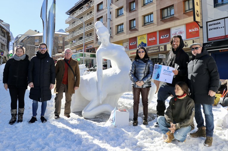 Concurs internacional d'escultura monumental sobre neu al Pas de la Casa
