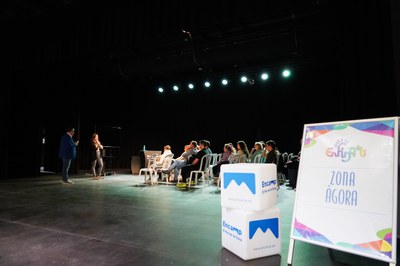 Enfira't @ComuEncamp.