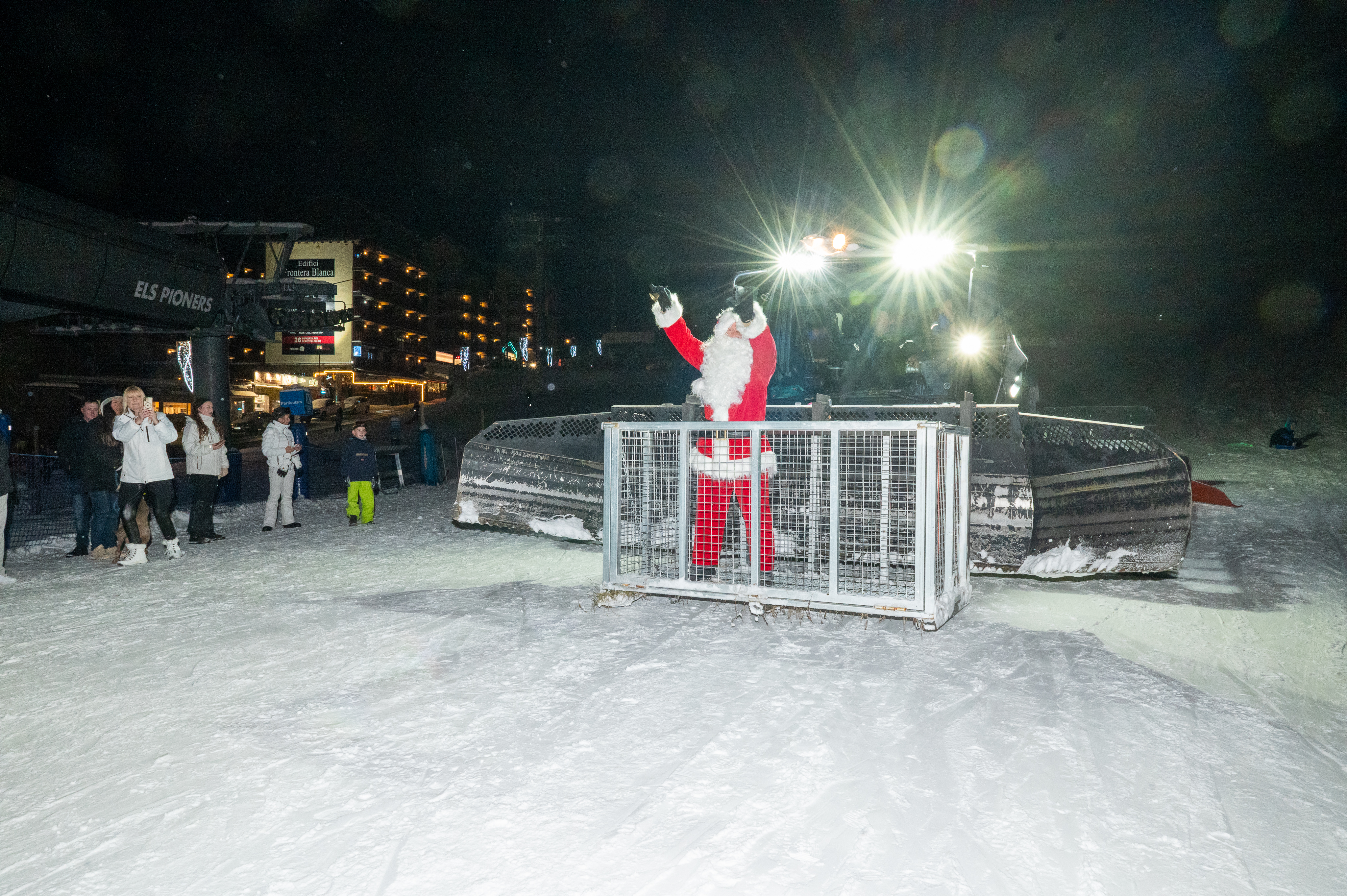 20251225 pare noel pas @martinscphoto_comuencamp-9.jpg