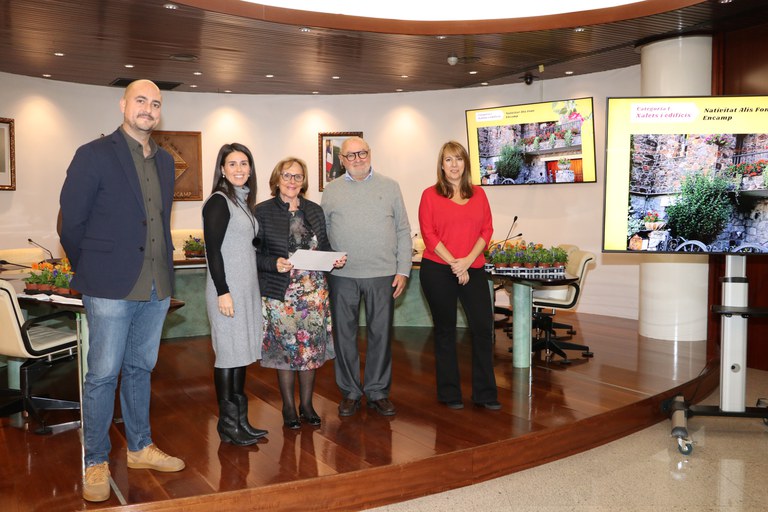 Entrega premis Concurs embelliment floral 2022.