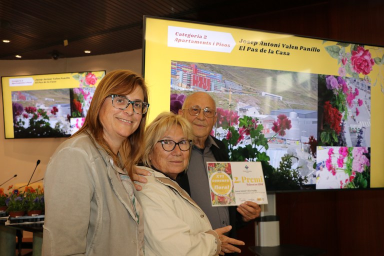Entrega premis Concurs embelliment floral 2022.