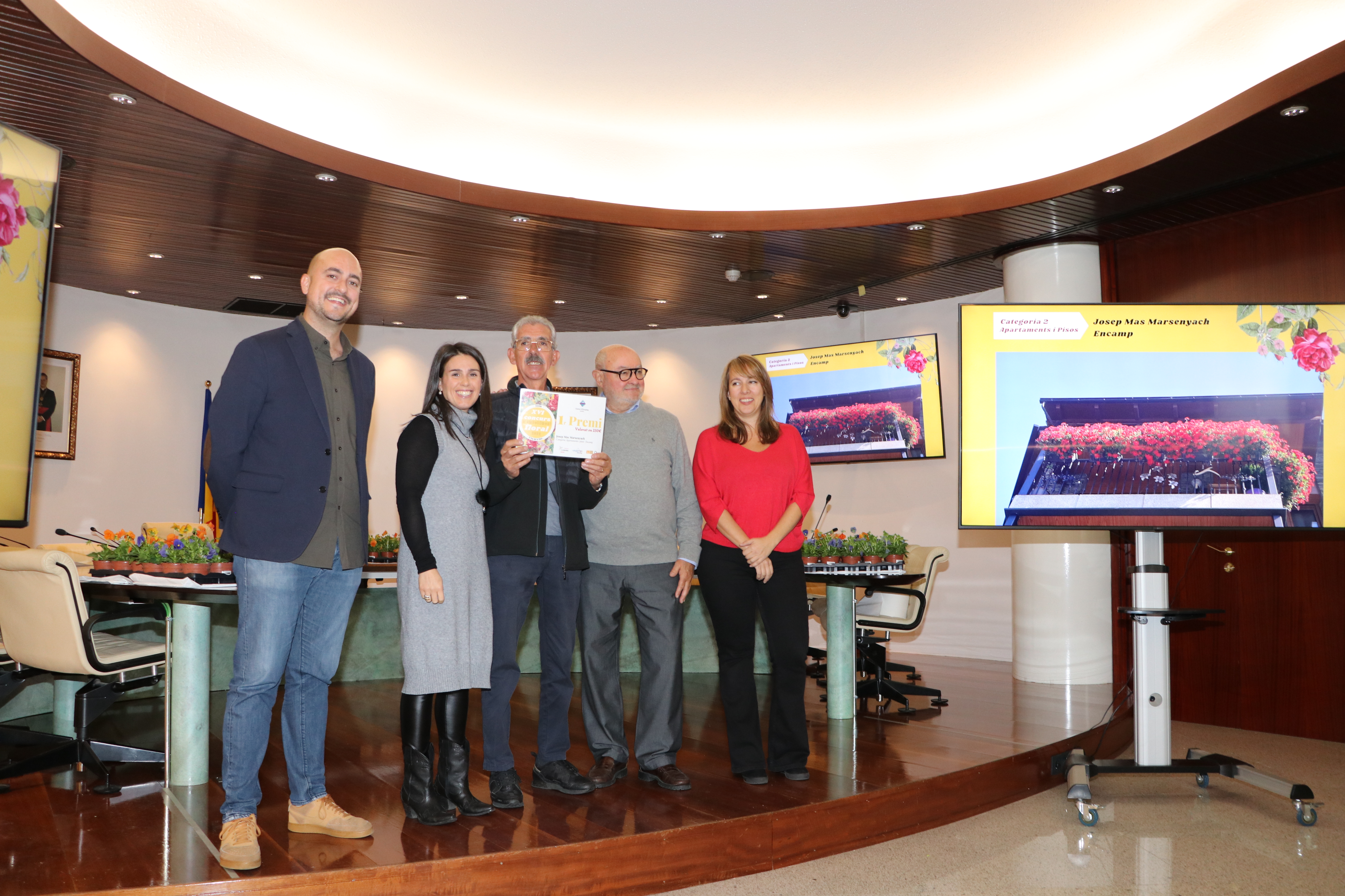 Entrega premis Concurs embelliment floral 2022.