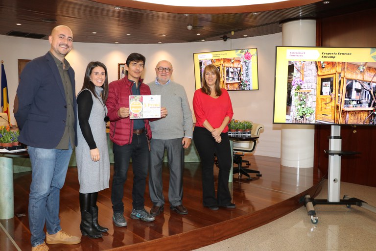 Entrega premis Concurs embelliment floral 2022.