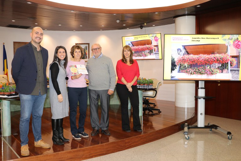 Entrega premis Concurs embelliment floral 2022.