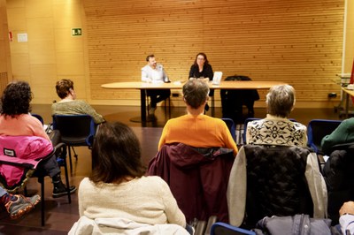 Entrevista literària a l’escriptora Caro Santos al Pas de la Casa.