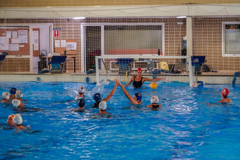 Trobada entre el CN Sant Andreu i els Taurons Waterpolo d'Encamp