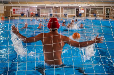 Trobada entre el CN Sant Andreu i els Taurons Waterpolo d'Encamp.
