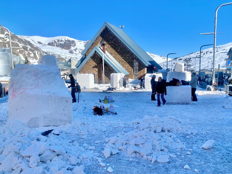 Inici concurs escultures de neu al Pas de la Casa