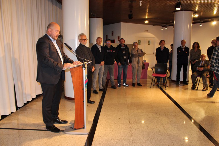 El cònsol major Jordi Torres presenta el llibre