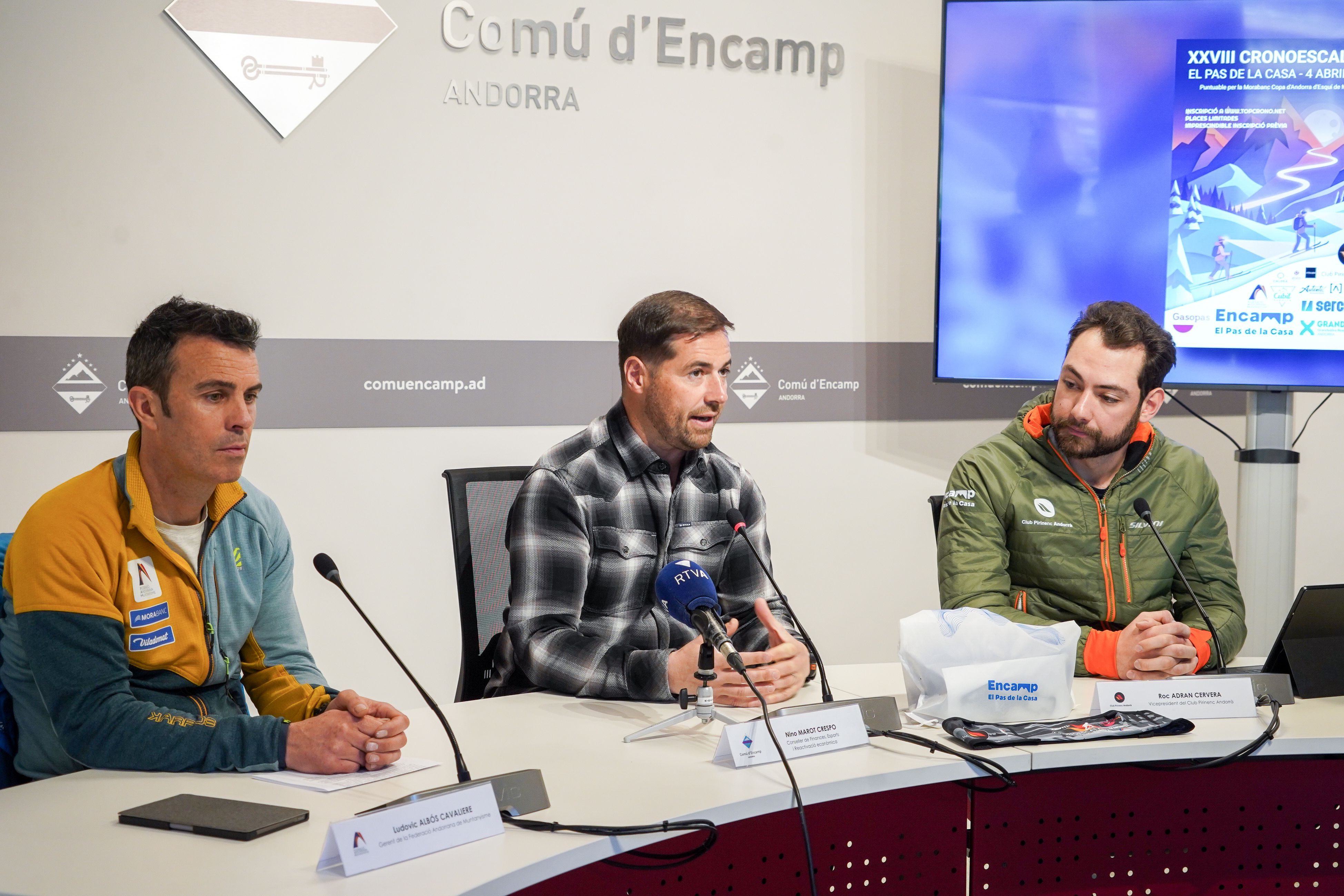 Presentació Cronoescalada nocturna  El Pas de la Casa @ComuEncamp