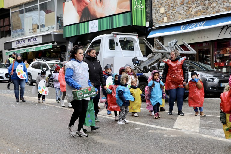 Batucada pels carrers del Pas de la Casa durant el Carnaval