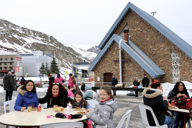 Dinar de Carnaval al Pas de la Casa