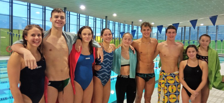 Estada del club de natació Schwimmclub Aarefisch al Pas de la Casa 