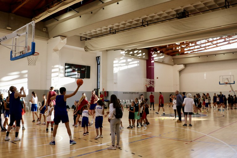 Recepció Barça CBS de bàsquet femení a Encamp