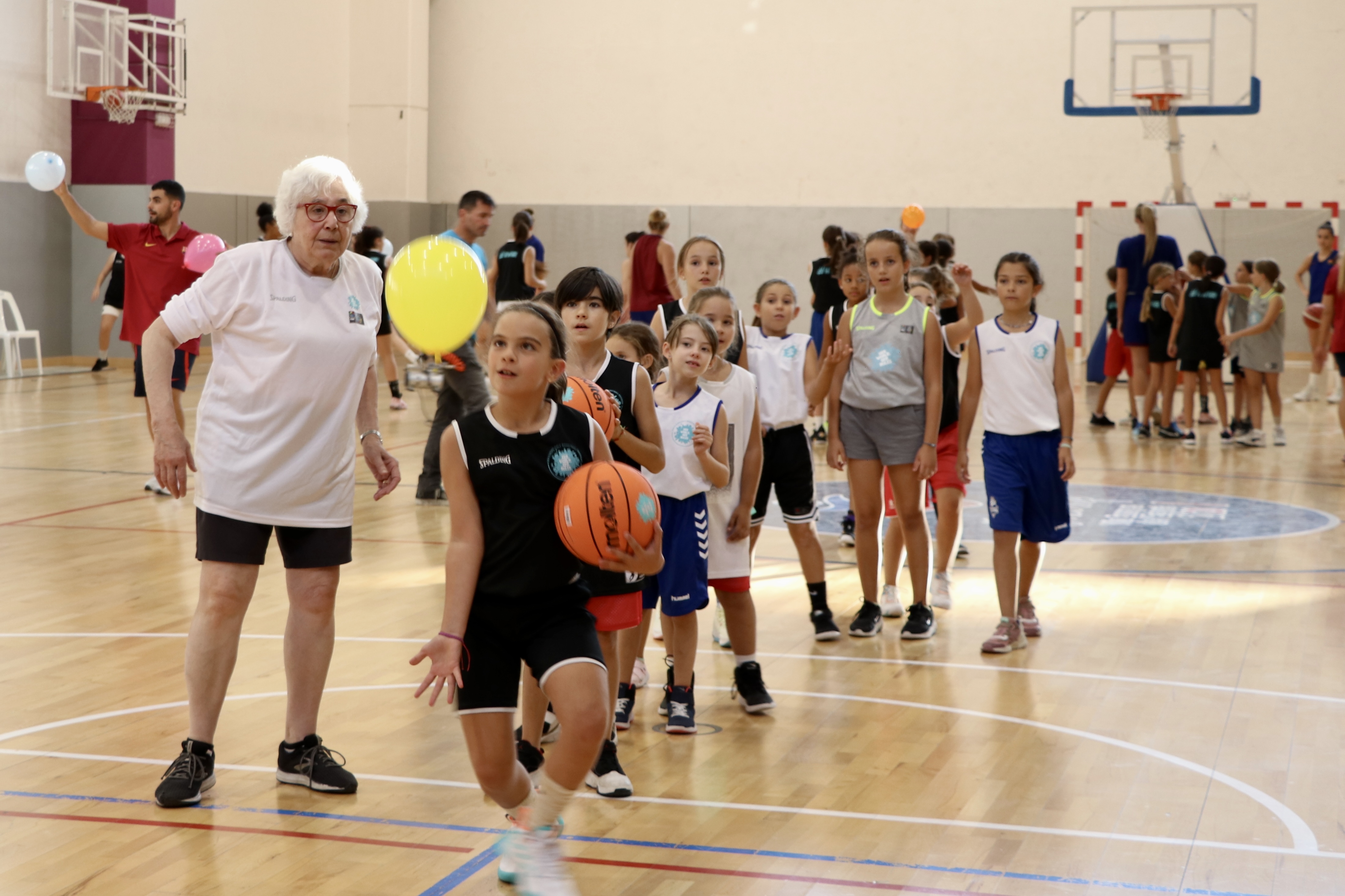 Recepció Barça CBS de bàsquet femení a Encamp