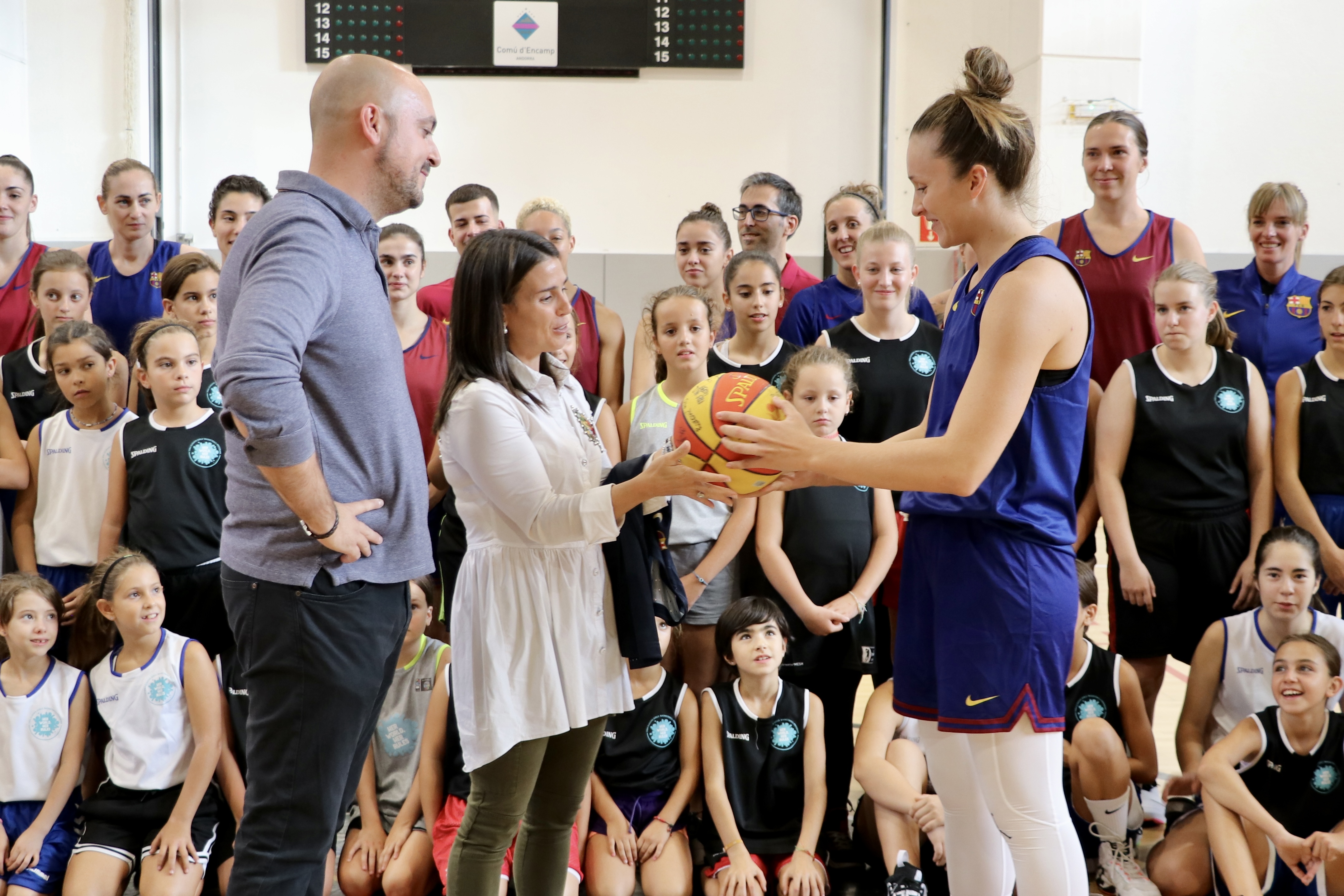 Recepció Barça CBS de bàsquet femení a Encamp